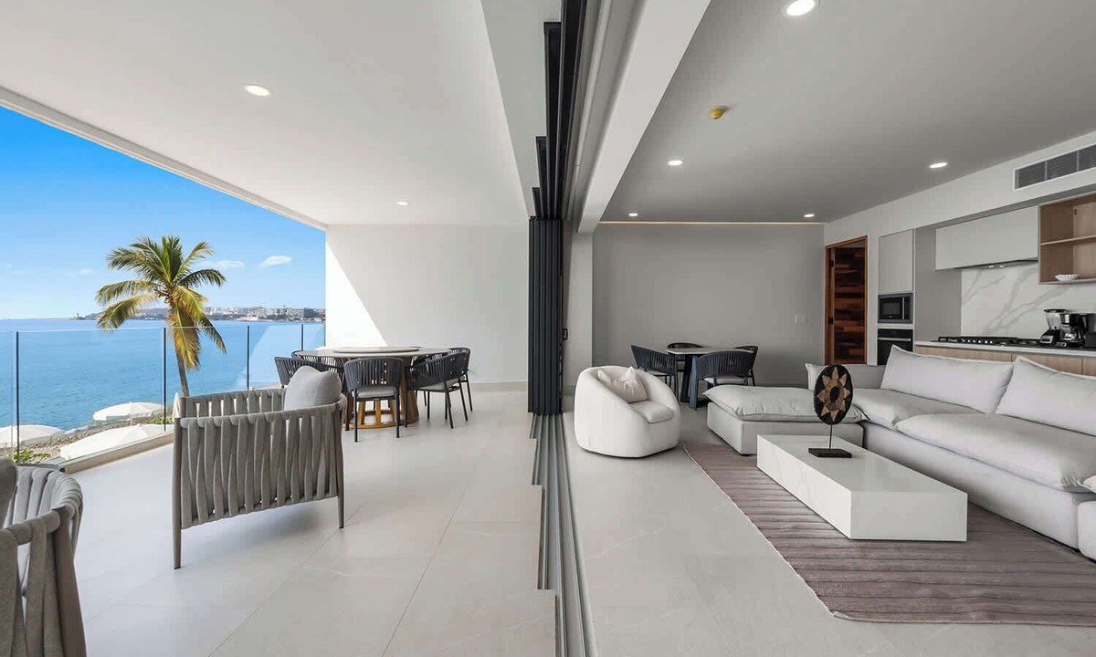 Bucerias Apartment | Luxury Beachfront 3BR + Ocean Views | Panarea 1C