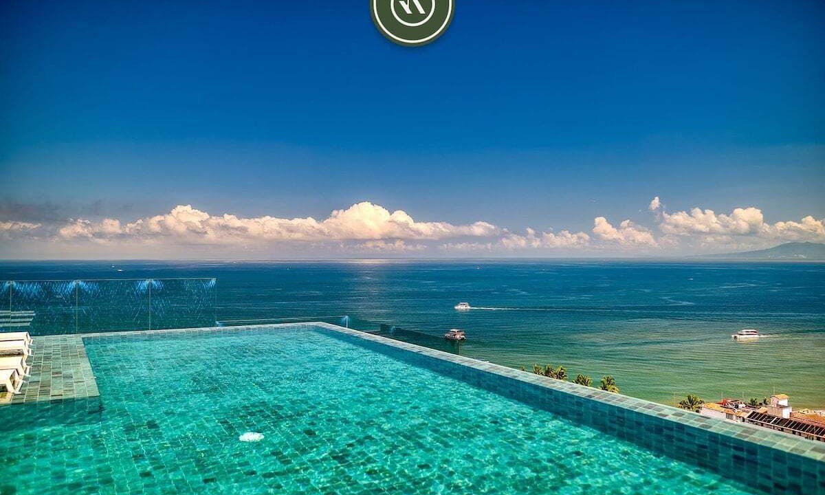 Romantic Zone Apartment | Luxury Studio in Romantic Zone - Infinity Pool