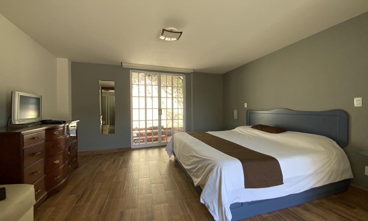 Bosques de las Lomas Apartment | G K Suites Duraznos