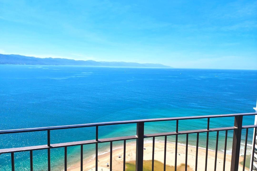 South Hotel Zone Apartment | Amazing views, beachfront Grand Venetian