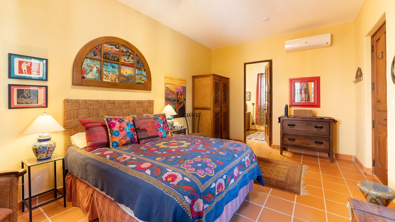 Photo of Bedroom in Nopolo