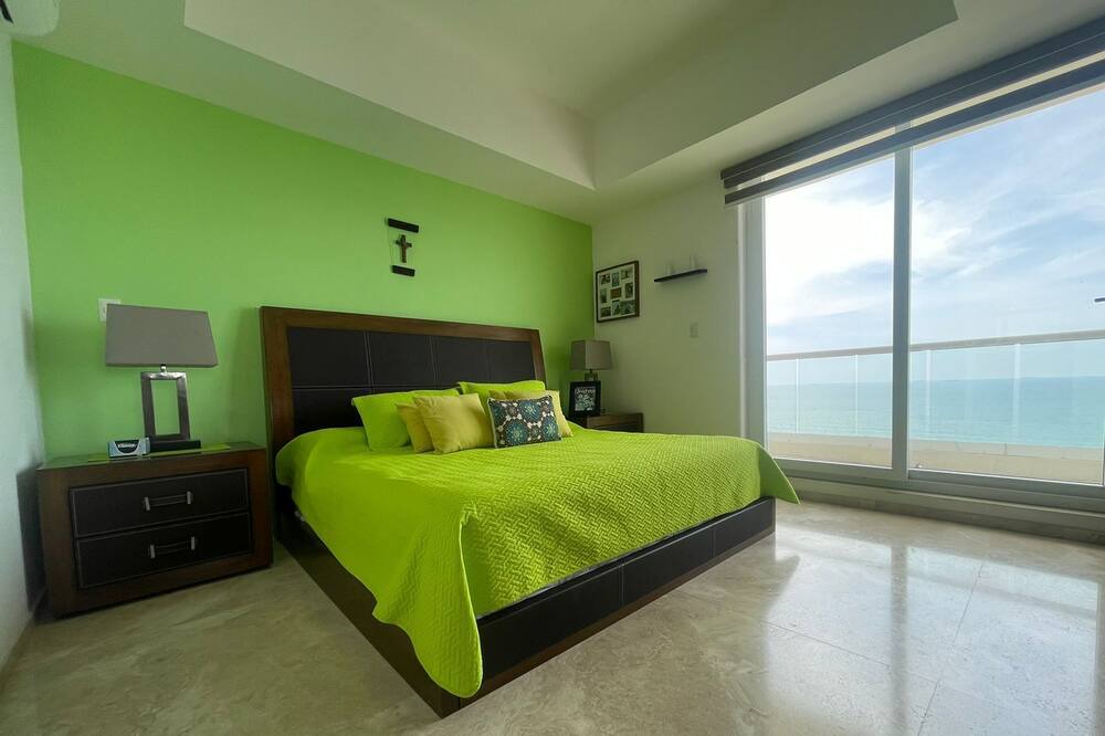 Photo of Bedroom in Alvarado