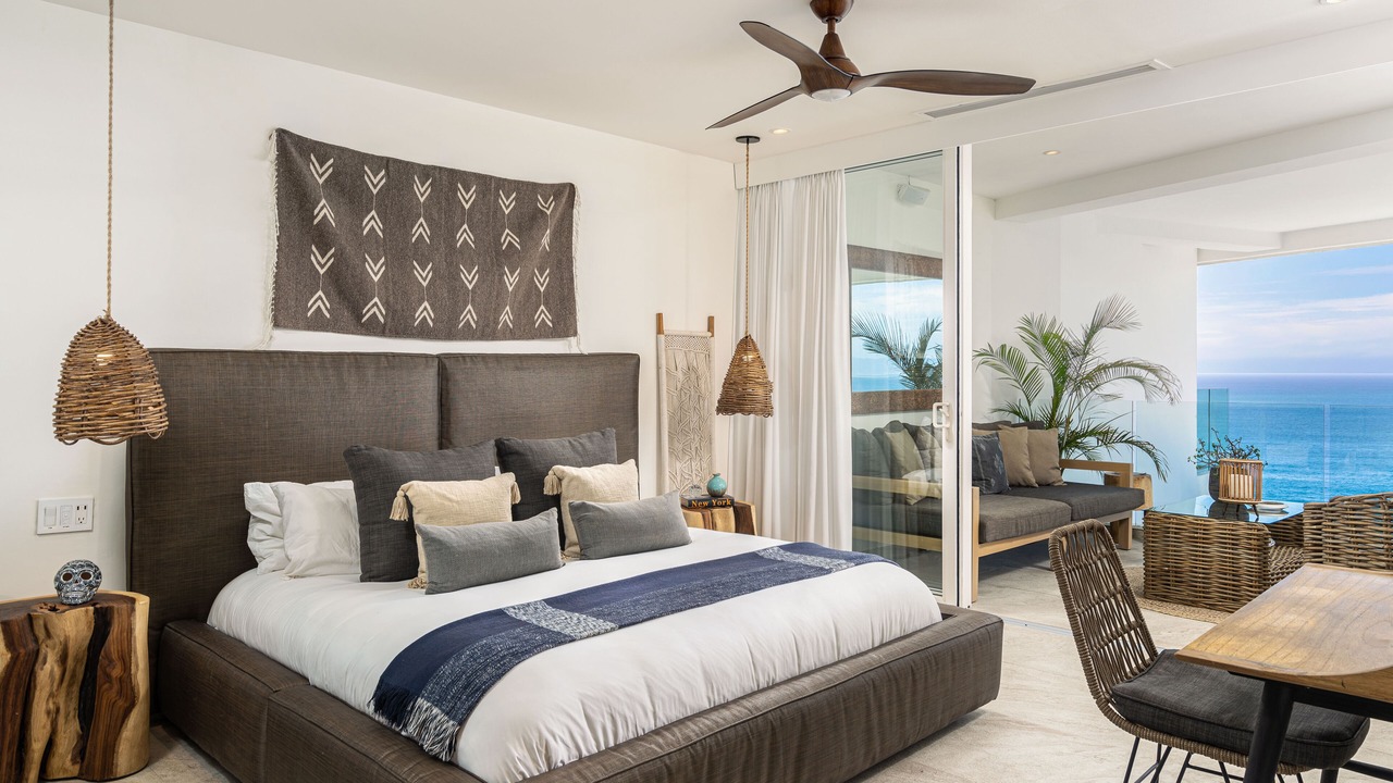 Photo of Bedroom in South Shore Hotel Area