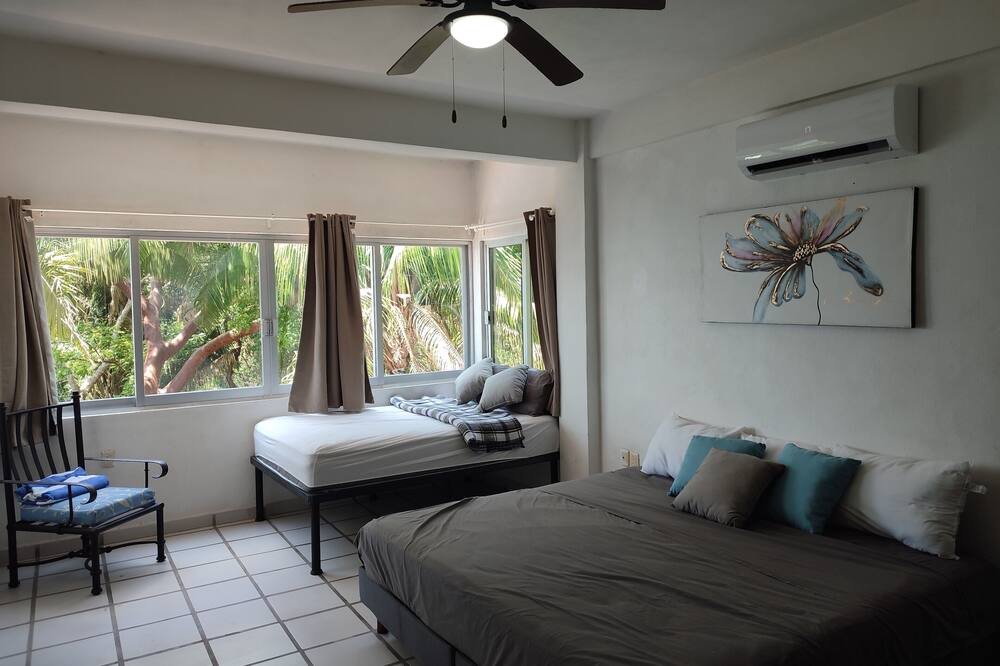 Photo of Bedroom in South Shore Hotel Area