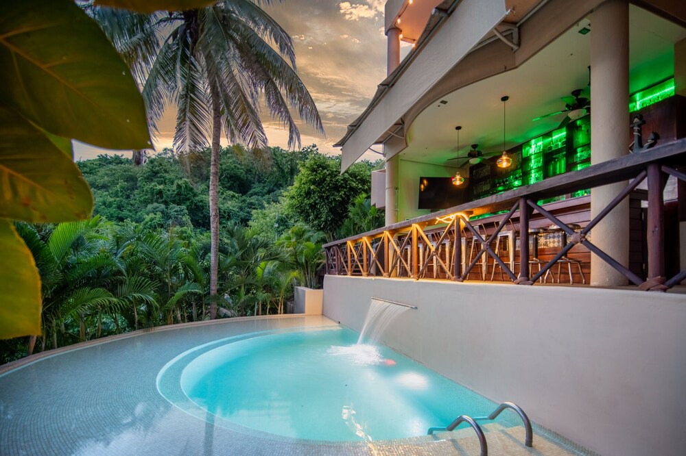 Photo of Outdoor in P Chahue