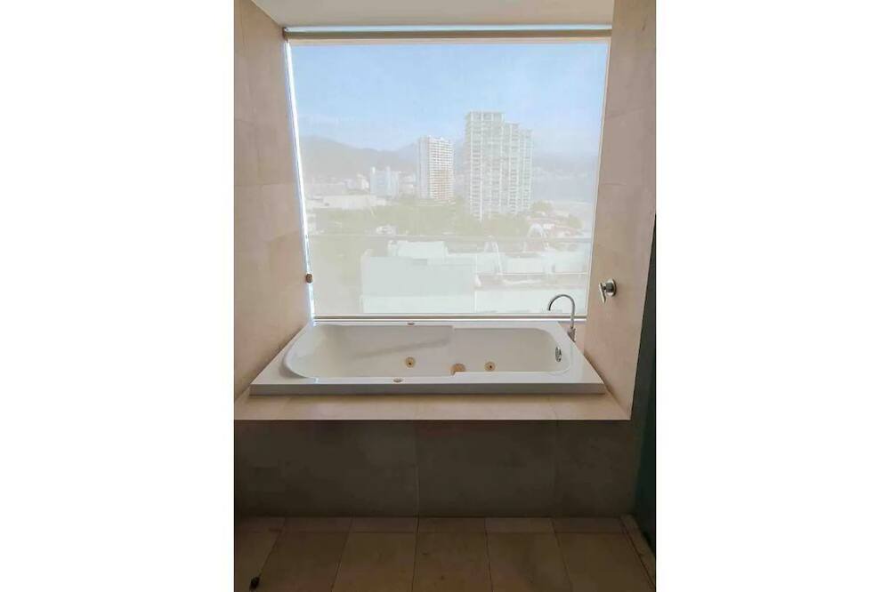 Photo of Bathroom in Fluvial Vallarta