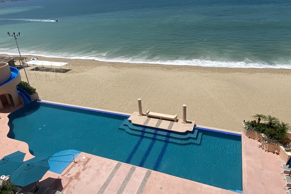 Photo of Outdoor in Costera Acapulco