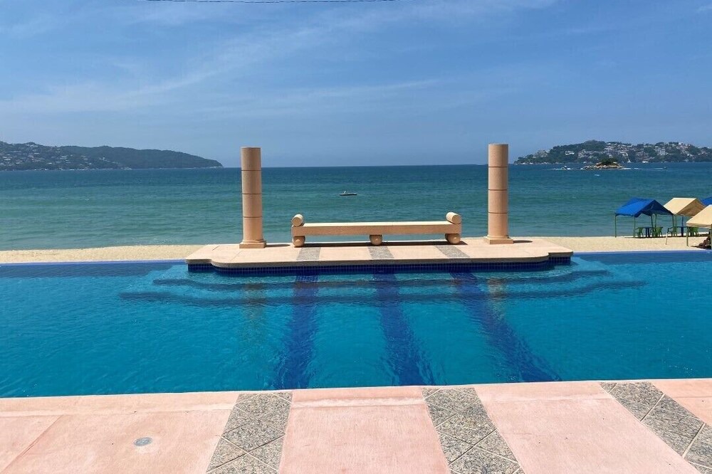 Photo of Outdoor in Costera Acapulco