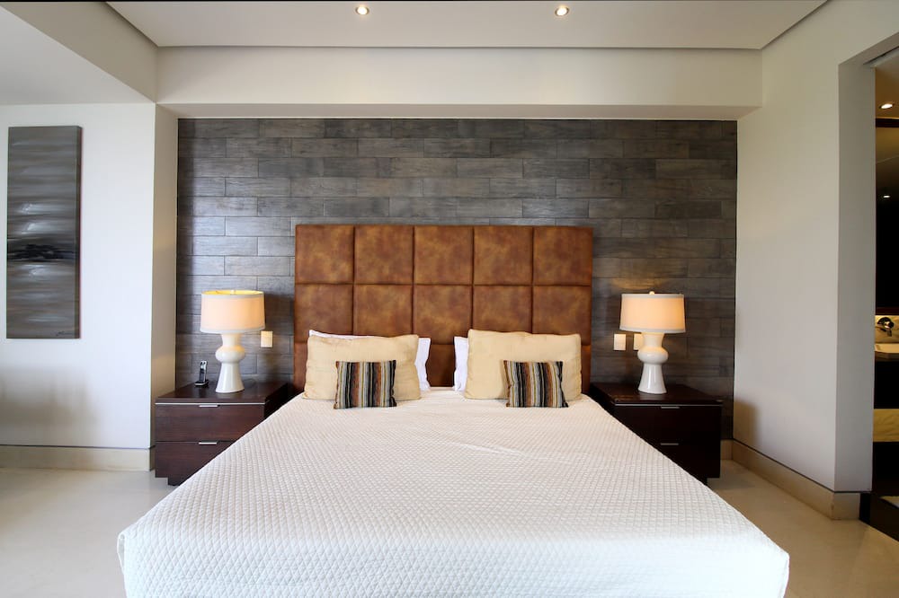Photo of Bedroom in Romantic Zone