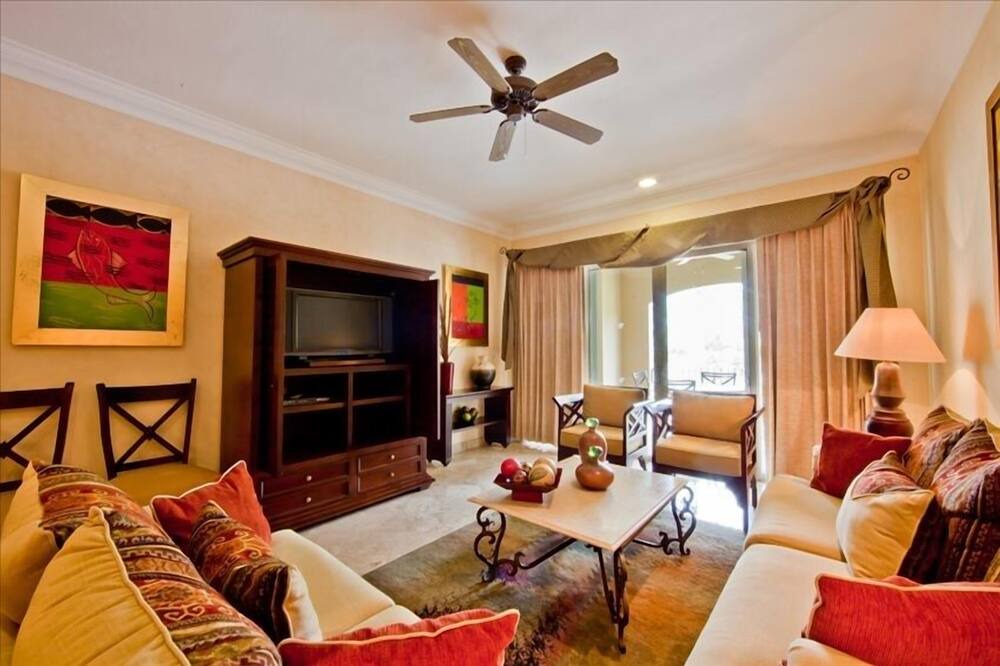 Photo of Livingroom in Flamingos