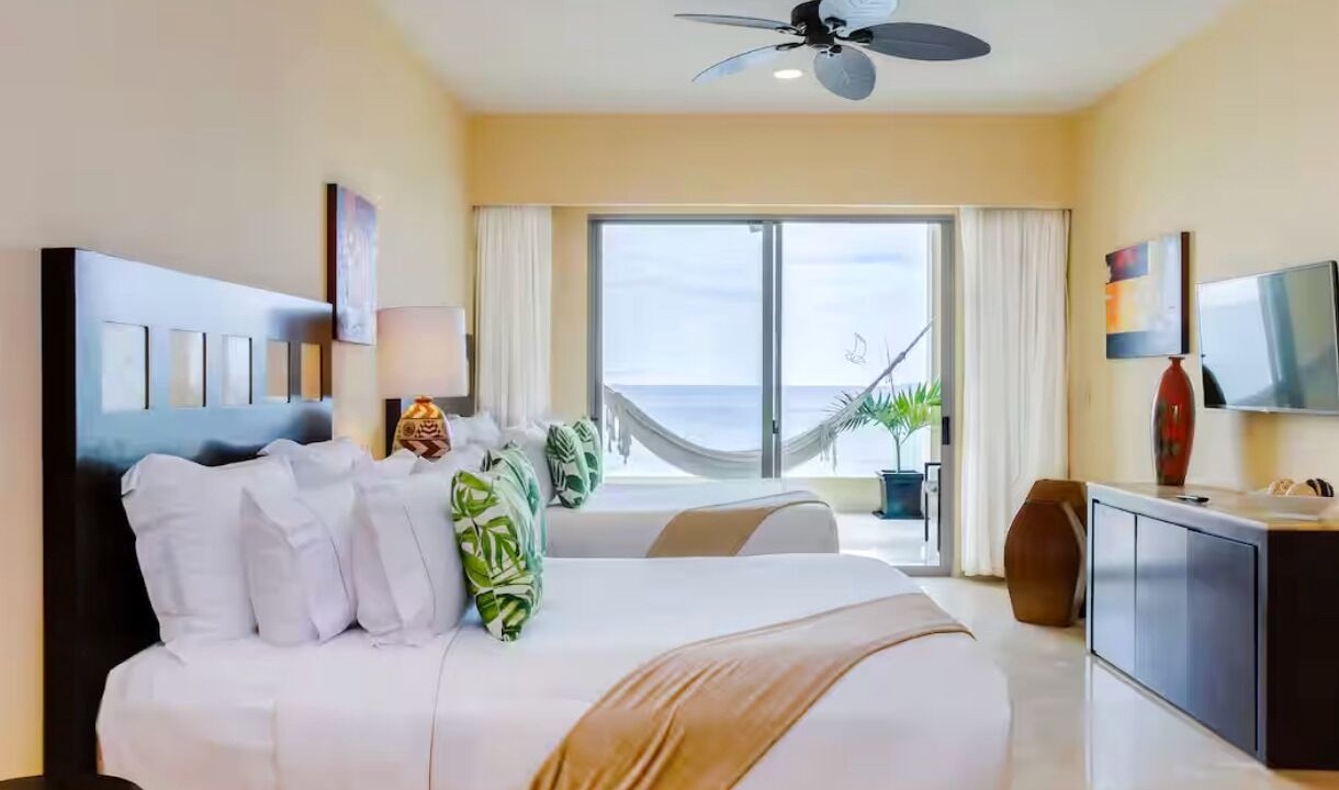 Photo of Bedroom in South Shore Hotel Area