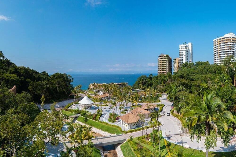 Photo of Outdoor in South Shore Hotel Area