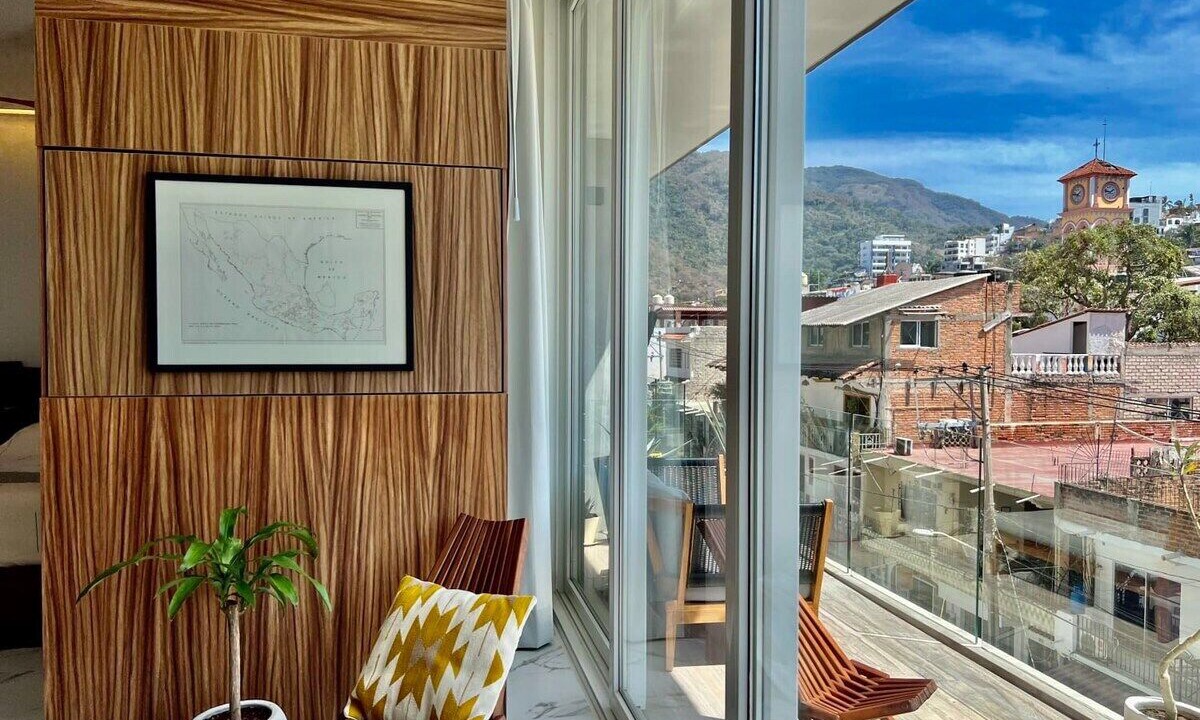Photo of Patio Balcony in Romantic Zone