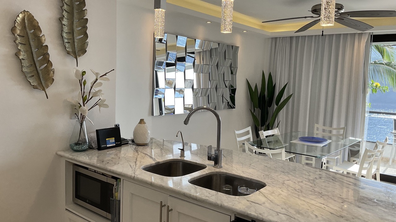 Photo of Kitchen in South Shore Hotel Area