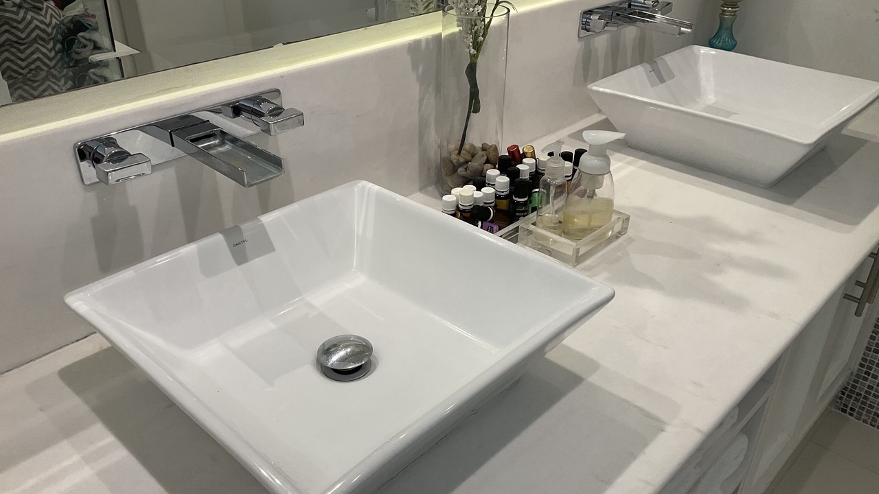 Photo of Bathroom in South Shore Hotel Area