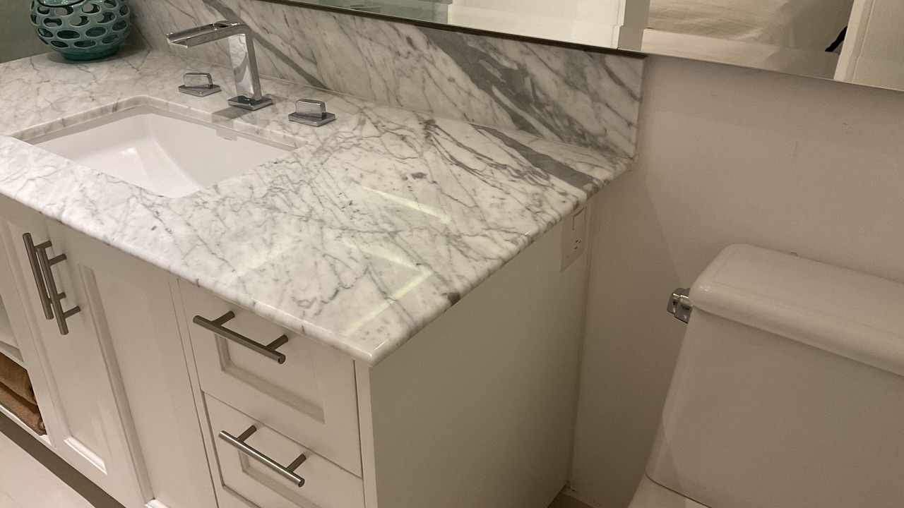 Photo of Bathroom in South Shore Hotel Area