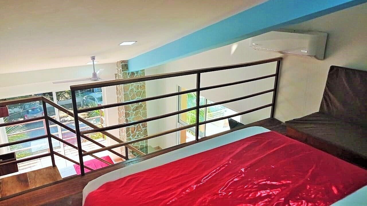 Photo of Bedroom in R