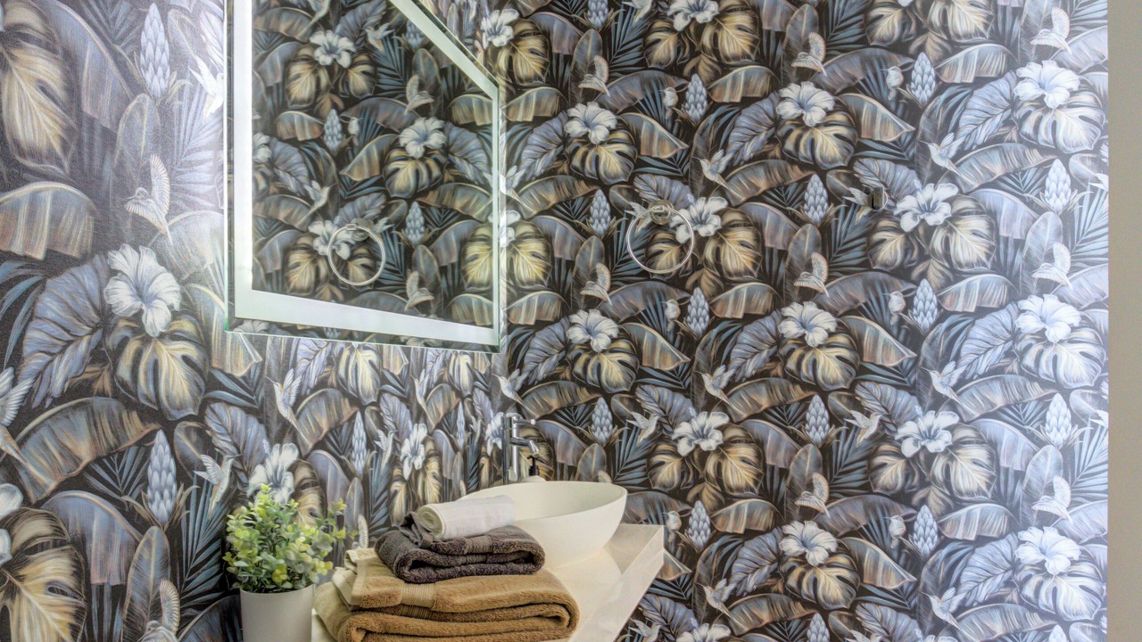 Photo of Bathroom in Romantic Zone