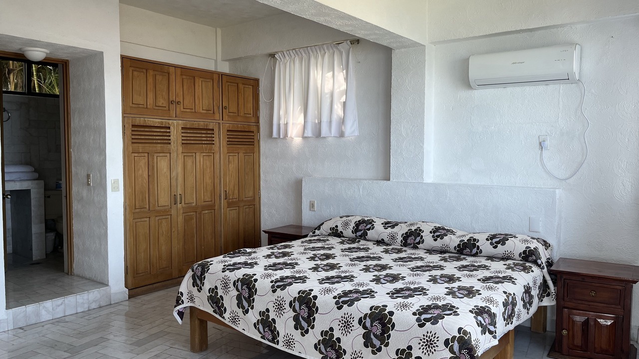 Photo of Bedroom in South Shore Hotel Area