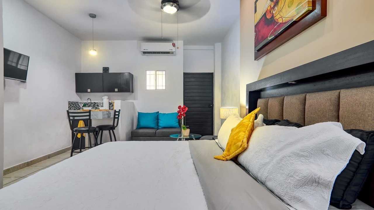 Photo of Bedroom in Romantic Zone