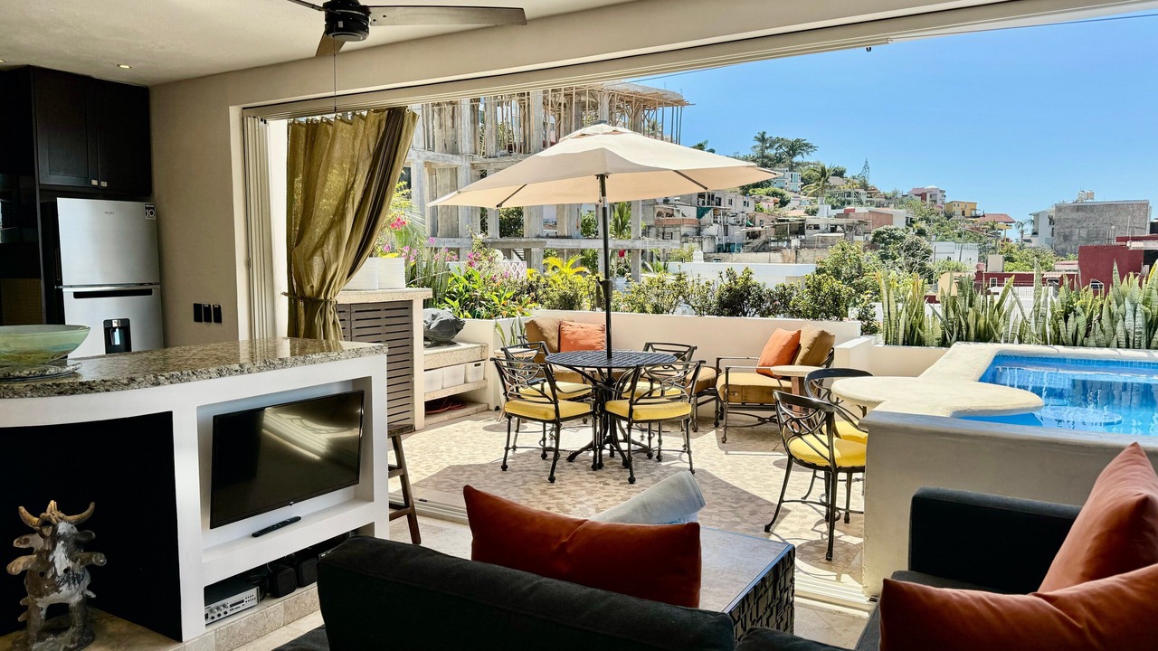 Photo of Livingroom in Romantic Zone