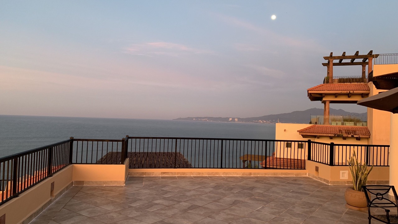 Photo of Patio Balcony in Flamingos