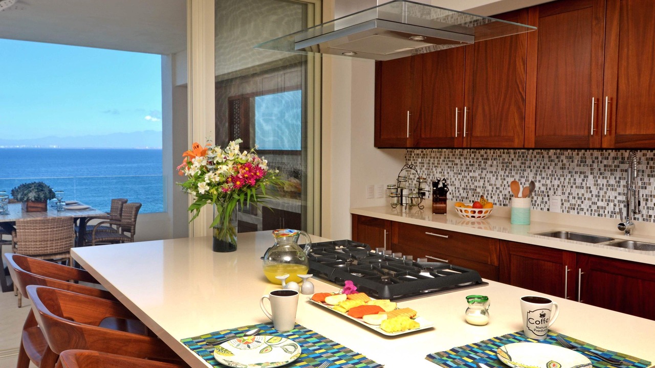 Photo of Kitchen in South Shore Hotel Area
