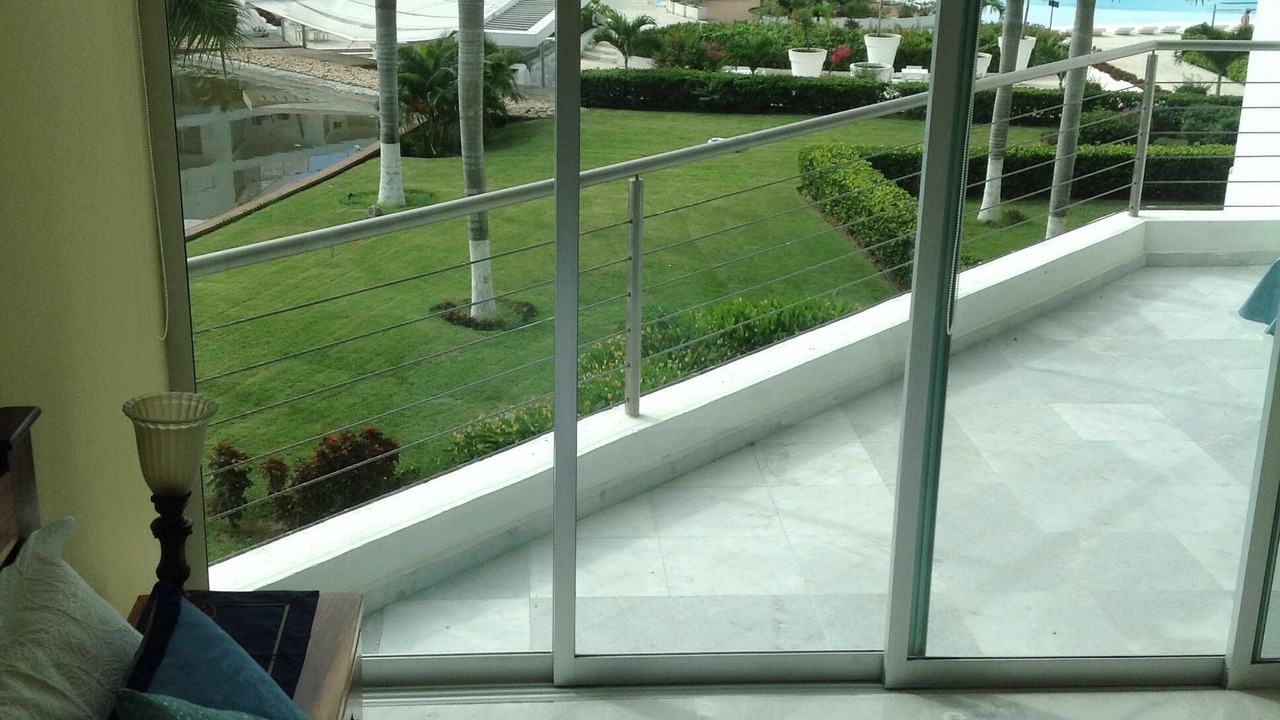 Photo of Patio Balcony in Flamingos