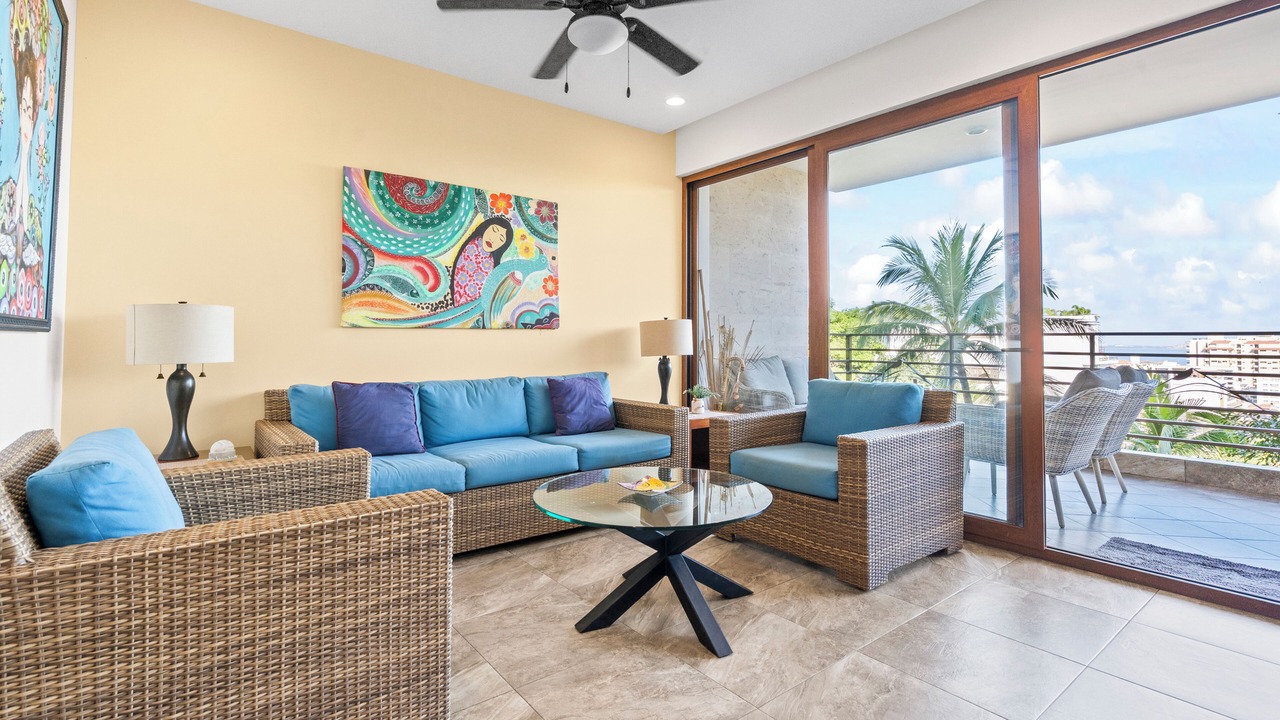 Photo of Livingroom in Romantic Zone