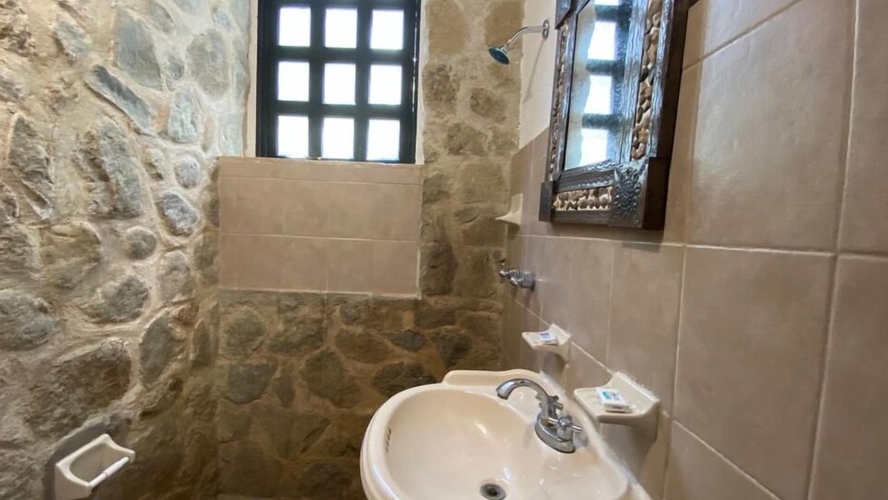 Photo of Bathroom in South Shore Hotel Area