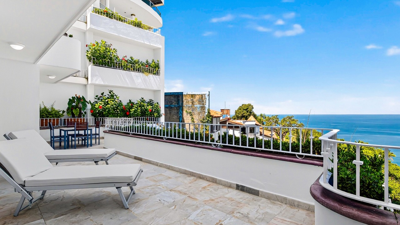 Photo of Patio Balcony in Conchas Chinas