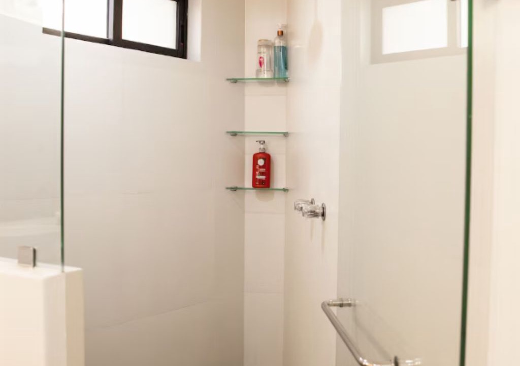 Photo of Bathroom in FERROCARRIL