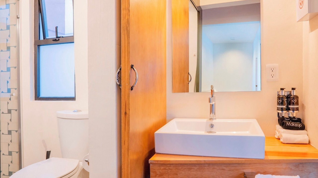 Photo of Bathroom in Calzada Madero