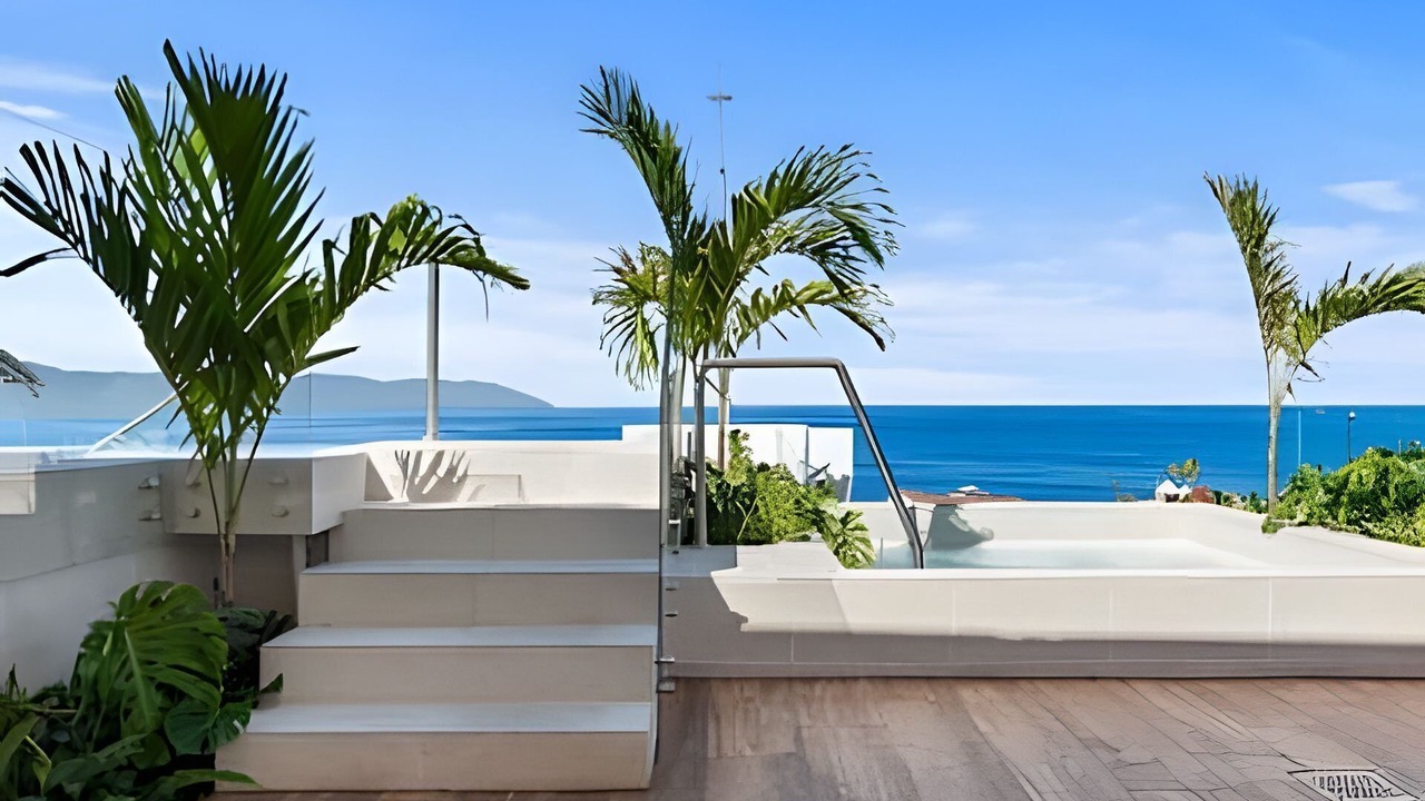 Photo of Patio Balcony in Romantic Zone