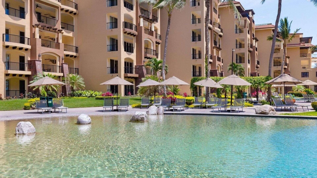 Photo of Outdoor in Flamingos