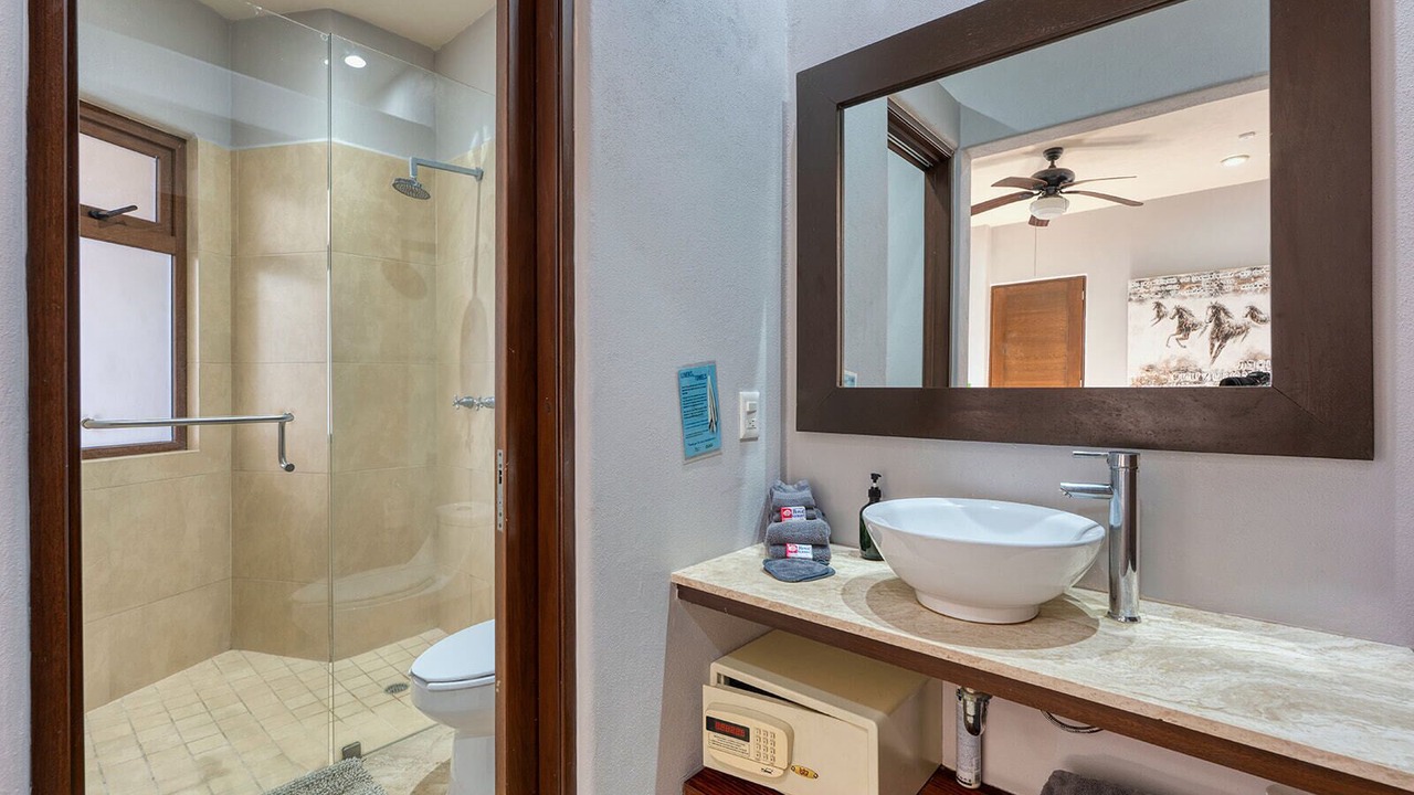 Photo of Bathroom in North End