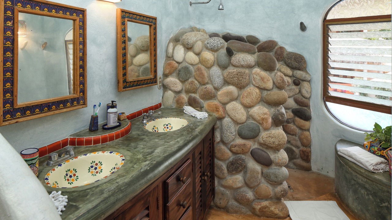 Photo of Bathroom in North End