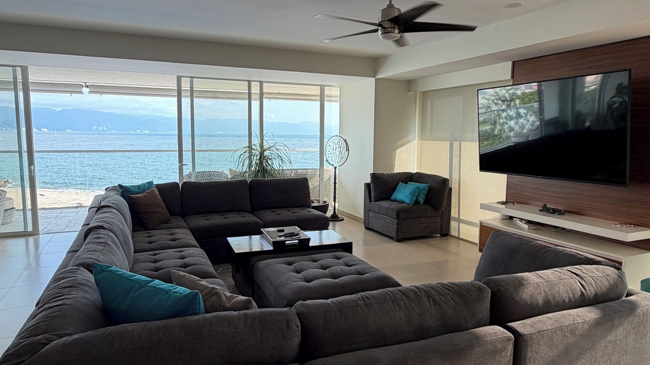 Photo of Livingroom in Isla Iguana