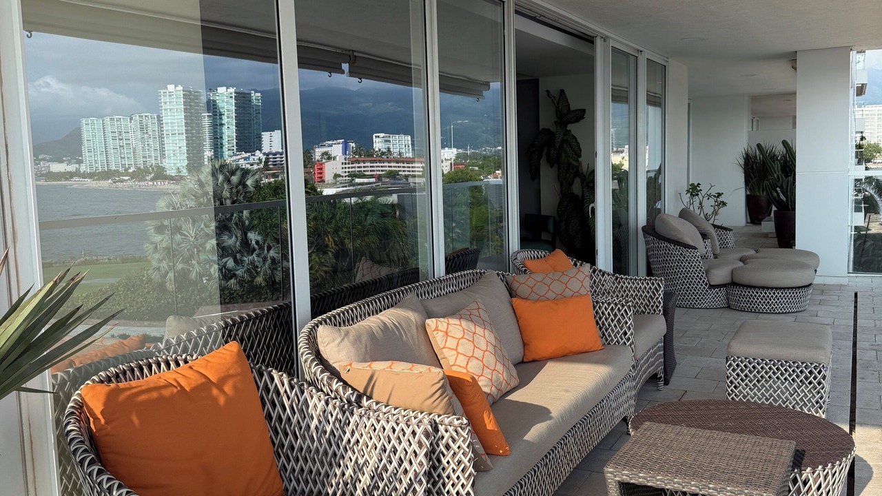 Photo of Patio Balcony in Isla Iguana