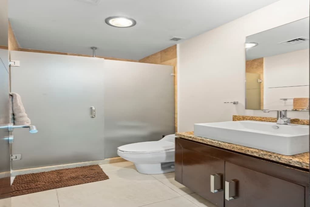 Photo of Bathroom in South Hotel Zone