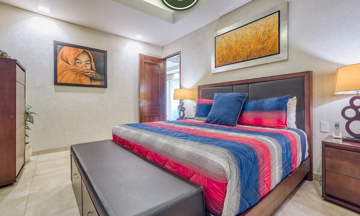 Photo of Bedroom in Romantic Zone