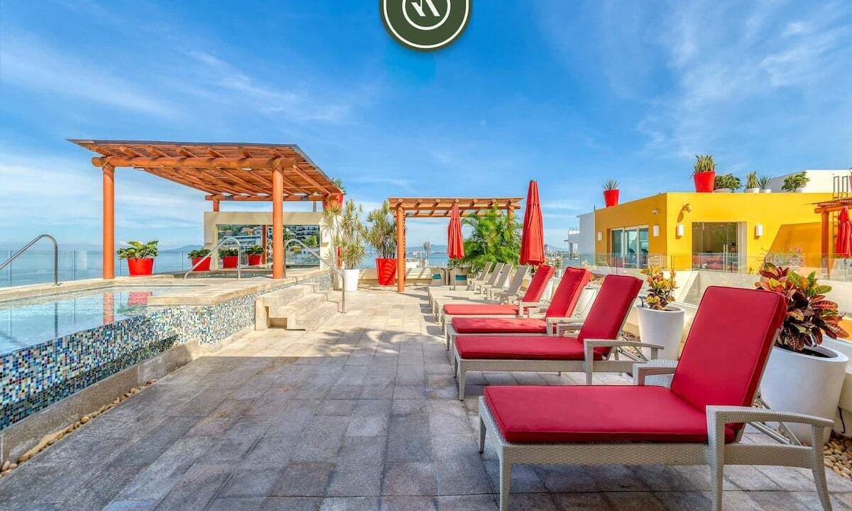 Photo of Outdoor in Romantic Zone