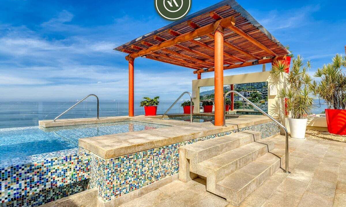 Photo of Outdoor in Romantic Zone