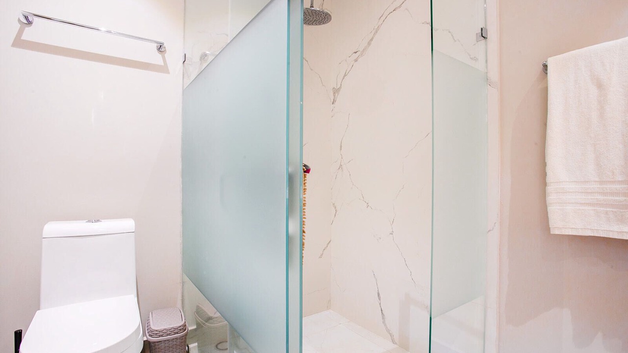 Photo of Bathroom in Flamingos