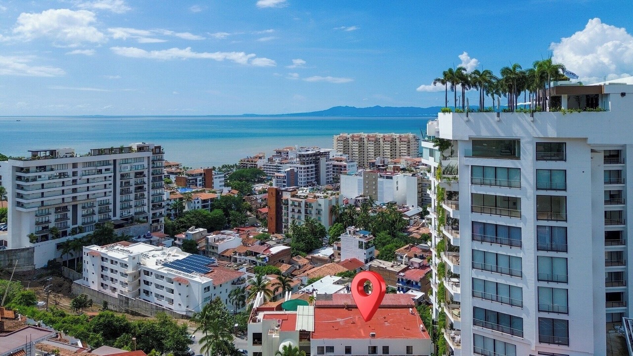 Photo of Outdoor in Romantic Zone