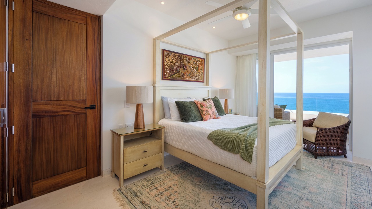 Photo of Bedroom in South Shore Hotel Area