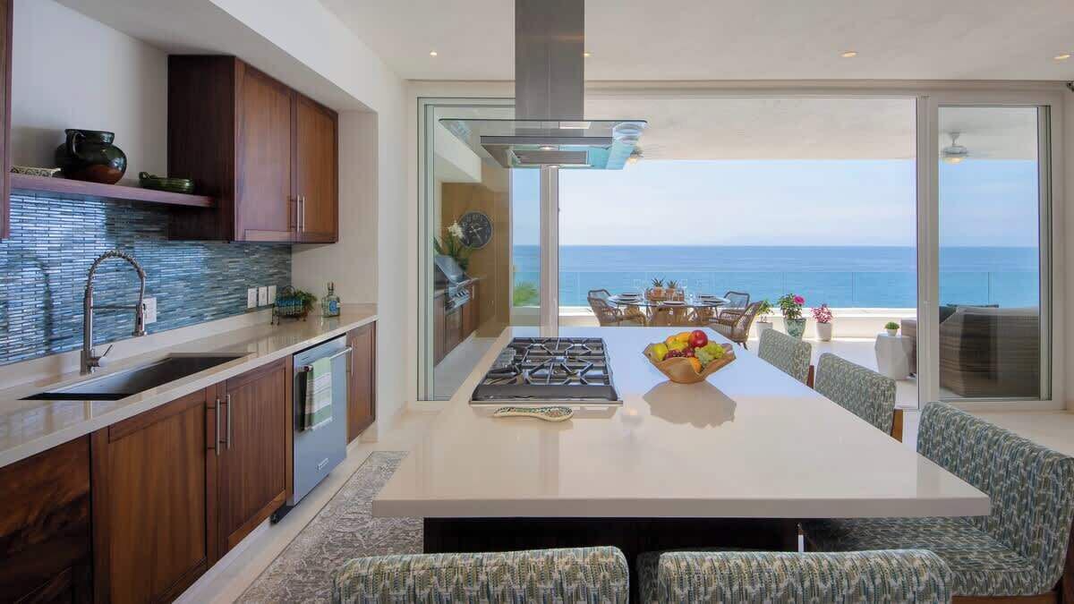 Photo of Kitchen in South Shore Hotel Area