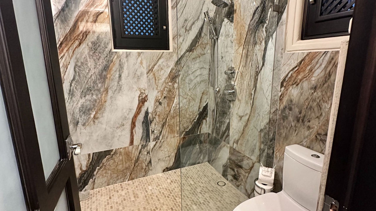 Photo of Bathroom in South Shore Hotel Area