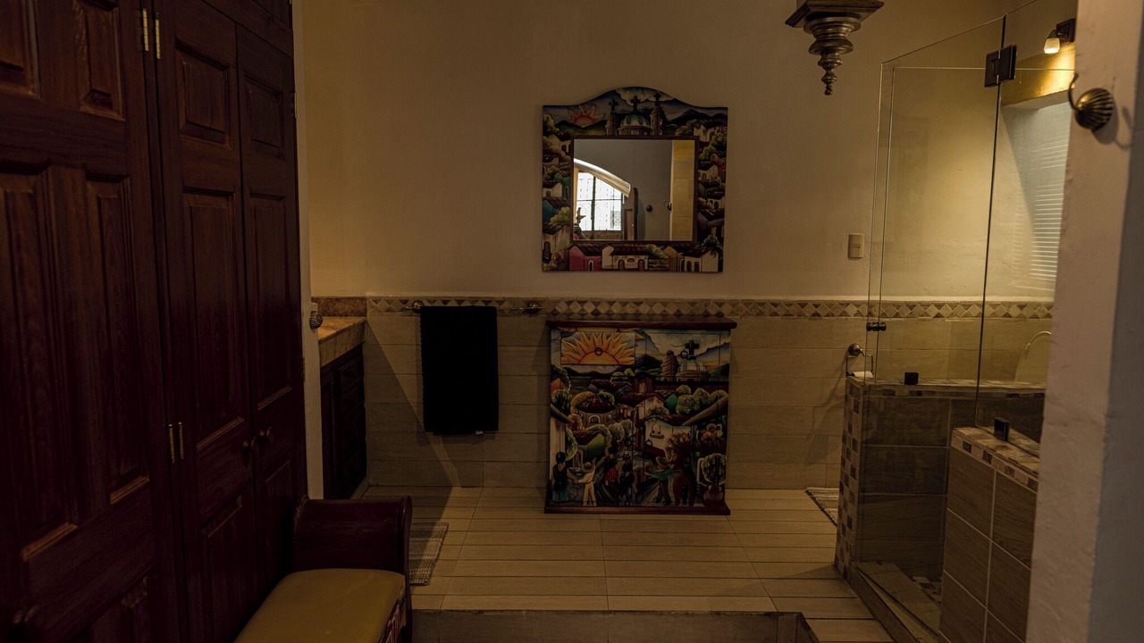 Photo of Bathroom in Historic Centre