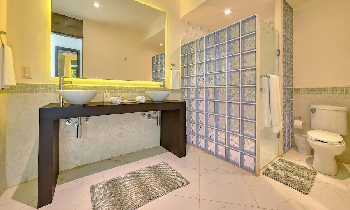 Photo of Bathroom in La Cruz de Huanacaxtle